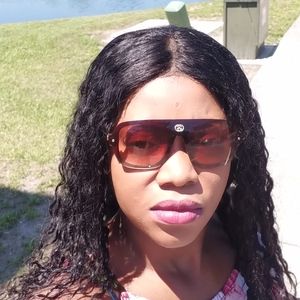 Meet your Posher, Michela